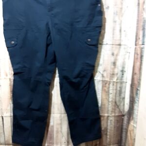 Duluth Trading Co Black Cargo Pants